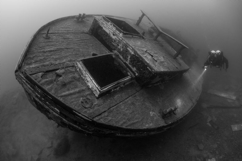 PODSNAP – a Dickens Class Harbour Minesweeper. Built in 1... by Spencer Burrows 