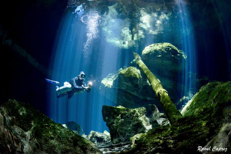 Cenote Tajma Ha atmosphere by Raoul Caprez 