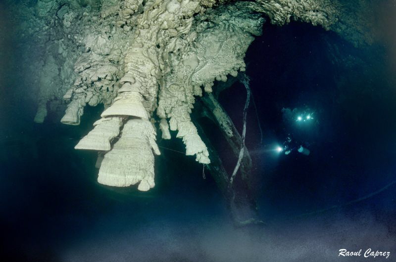 Over a sulfur layer - 30m deep by Raoul Caprez 