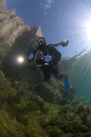 Mark in sun burst. Capernwray, 10.5mm. by Derek Haslam 
