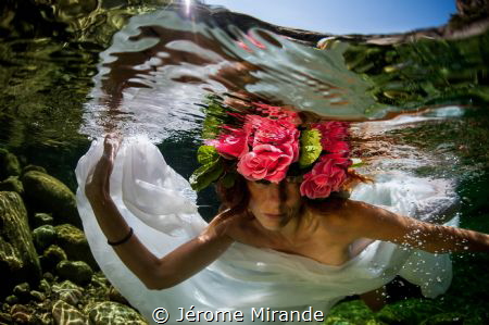 Regard by Jérome Mirande 