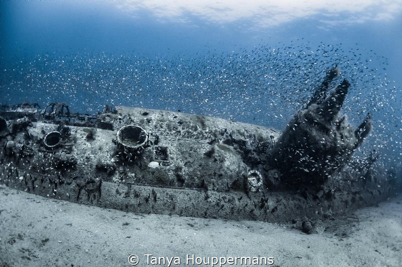 'Living History' - The mid-section of the U-352, showing ... by Tanya Houppermans 