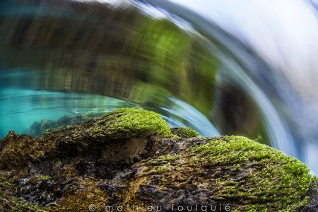 Currents #2 (Bueges river, France) by Mathieu Foulquié 