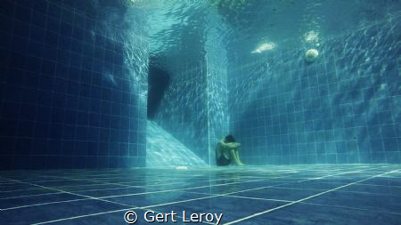 taken with gopro hero 4 silver. Swimming pool Tulamben Pa... by Gert Leroy 