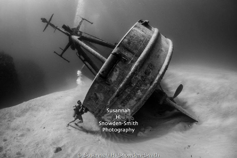 "OCD Diver Tries To Right Shipwreck"

Kittiwake shipwre... by Susannah H. Snowden-Smith 