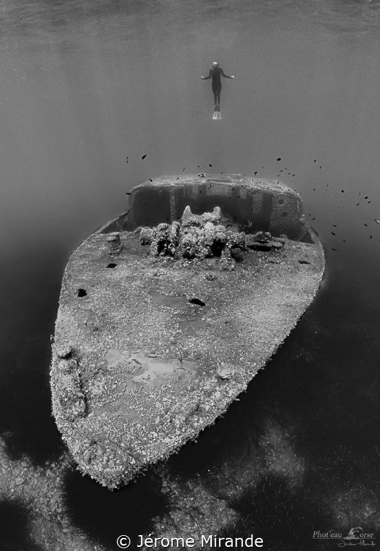 pecorella wrecks by Jérome Mirande 
