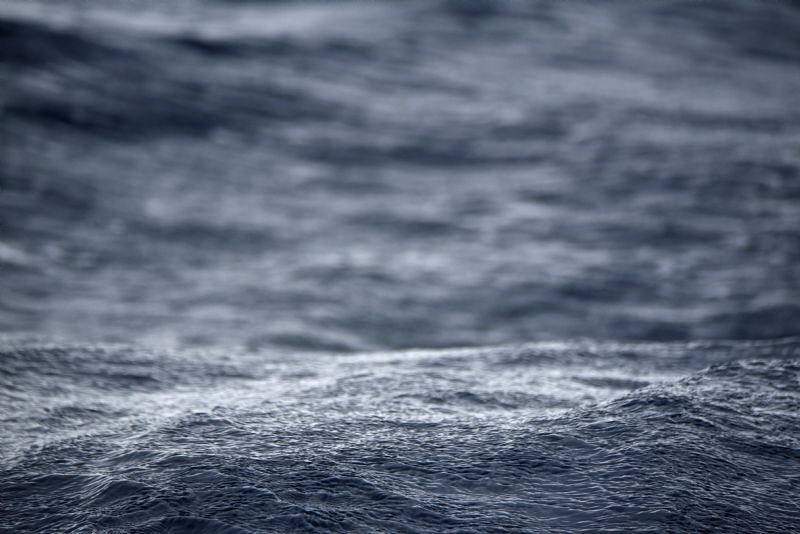 Atlantic ocean surface by Pieter Firlefyn 