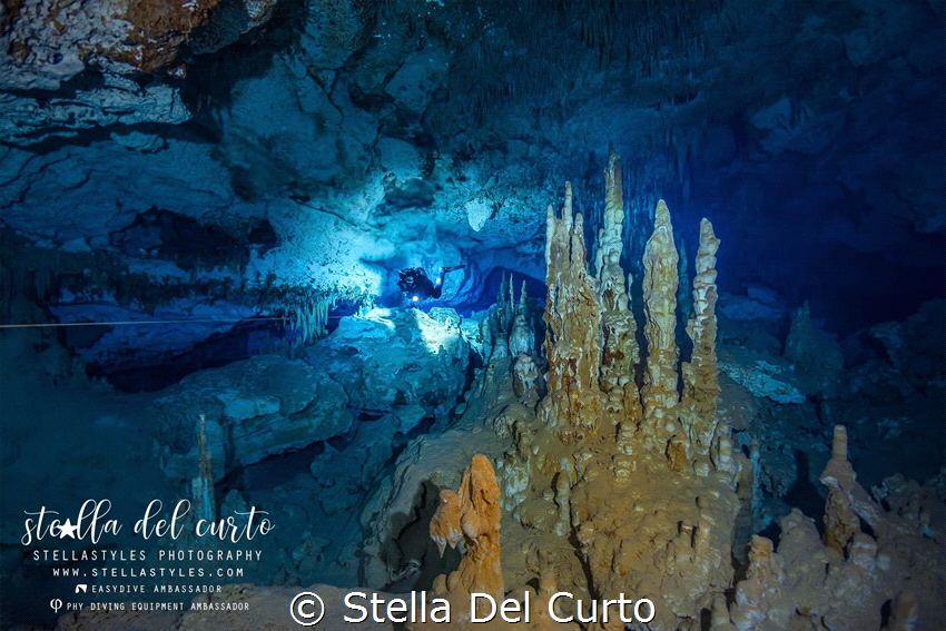 Swiss Syphon salt water section in Jail House cave, México by Stella Del Curto 