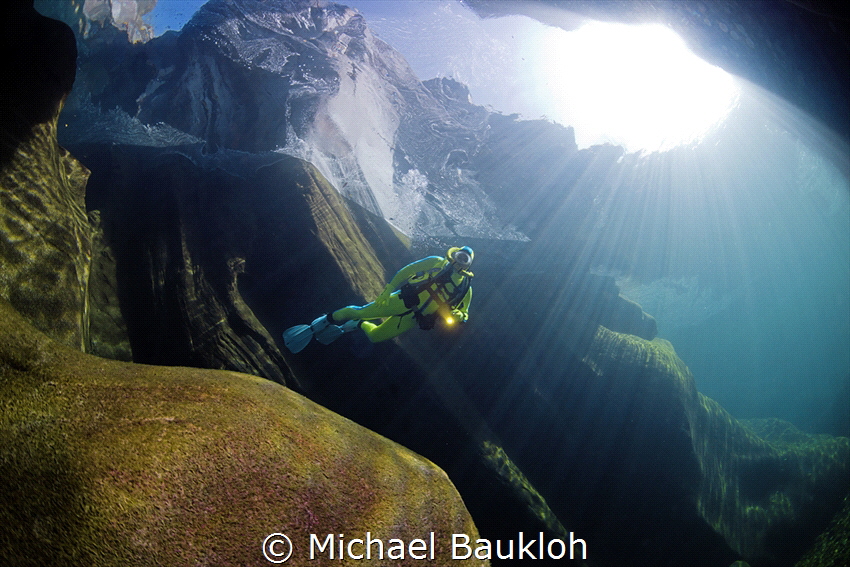 Divespot "Posse", Valle Verzasca by Michael Baukloh 