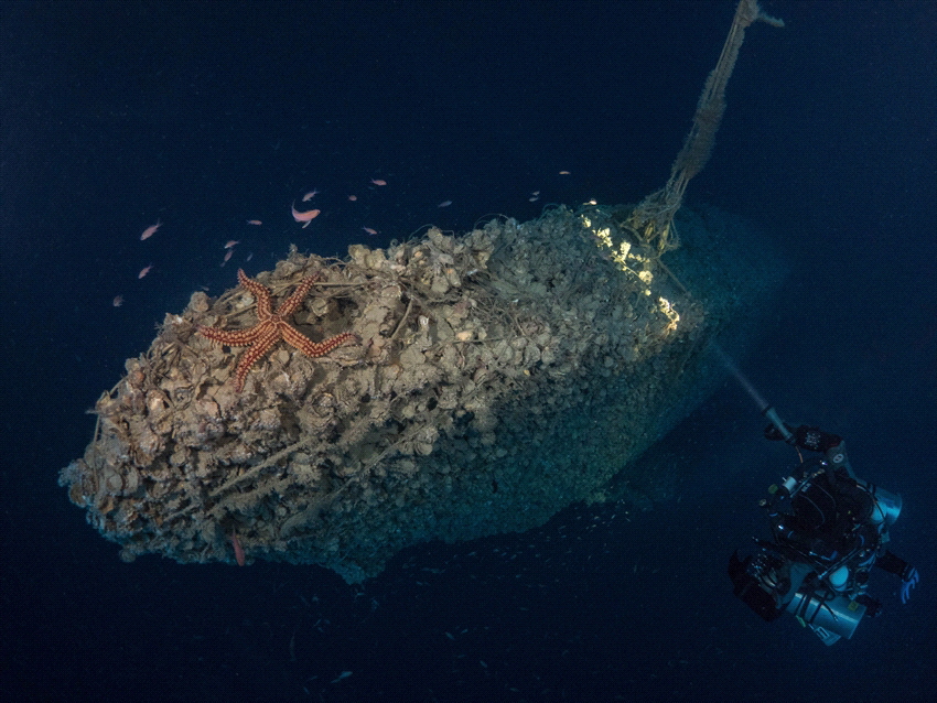 The U455 wreck in Italy. This wreck lies in a depth betwe... by Brenda De Vries 