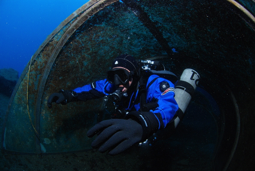 Dive in Messinghausen / Germany by Andy Kutsch 