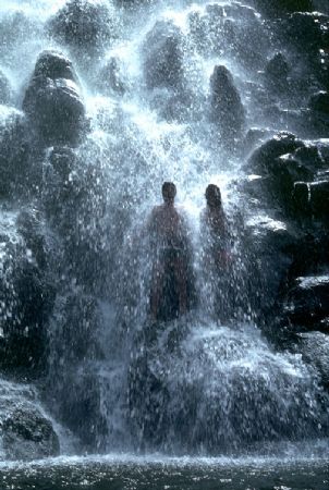 'NATURAL SHOWER' On a surface interval on Pohnpei - Kiapo... by Rick Tegeler 