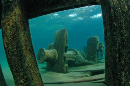Sweepstakes wreck. Tobermory, Ontario. 10.5 mm fisheye le... by David Heidemann 