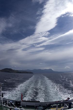 Leaving Ullapool heading for Stornaway.
D200,16mm. by Derek Haslam 