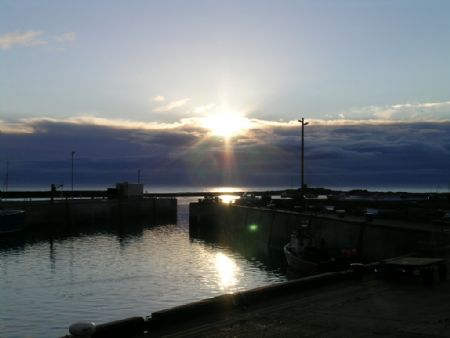 Seahosues, Farne Ialsnds 5.00am Coolpix 5400 by Kevin Hewitt-Devine 