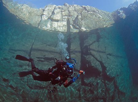 Dirk on cliff face.
Capernwray.
F90X,16mm. by Mark Thomas 