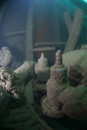 Valves on the James Egan Layne.
Cornwall. D200, 10.5mm. by Derek Haslam 