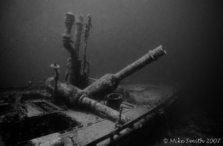 The Austin Smith Wreck, Nikonos V, 15mm lens, SB-105. by Mike Smith 