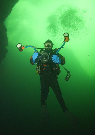 Green water.
Mr H. in Vivian slate quarry, Llanberis, N.... by Mark Thomas 
