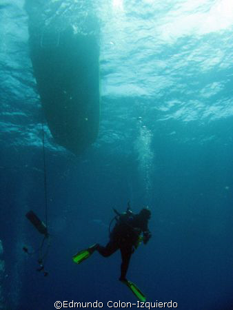 Deep Water Descent: Next to the security stop station, a ... by Edmundo Colon-Izquierdo 