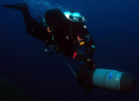 Diver with Scooter in Telascica / Croatia
Nikon D80 , Su... by Andy Kutsch 