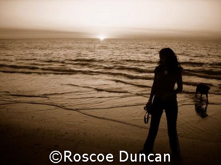 lucinda, molly, ocean, sunset by Roscoe Duncan 