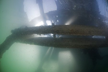 Trefor pier. D200, 10.5mm. by Derek Haslam 