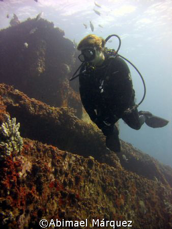 Sorich in the Wit Shoal, St. Thomas, V.I.U.S. by Abimael Márquez 