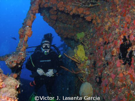  one side in the duane ,   by Victor J. Lasanta Garcia 