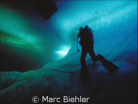 slide, nikonos V  lens 20mm   400 ASA   by Marc Biehler 