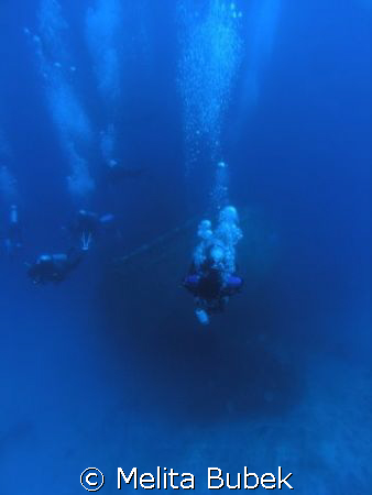 Rush Hour... (wreck dive/island sernaka/egypt) by Melita Bubek 