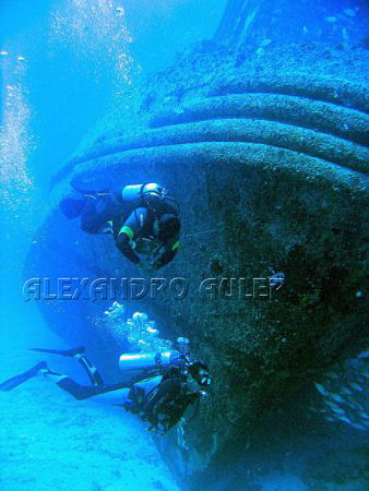 Diver at the Taurus wreck. Brazil´s sea coast. by Alexandro Auler 