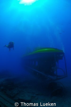 meeting with tourist u-boat - Gran Canaria , D200 by Thomas Lueken 