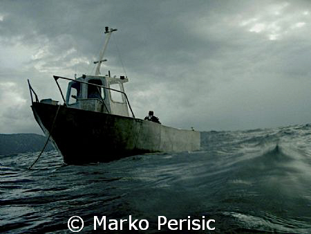 A good swell and plenty of time to take it all in waiting... by Marko Perisic 
