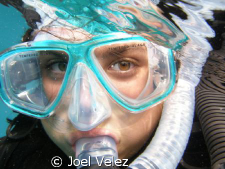 mi hija adriana by Joel Velez 