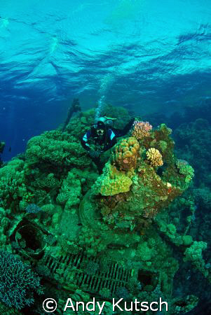 nikon d80, 10.5mm by Andy Kutsch 