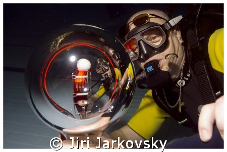 "Double thing"
Merry christmass!!! by Jiri Jarkovsky 