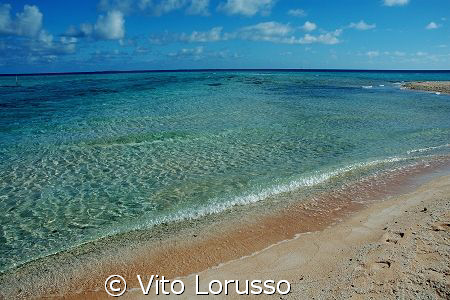 Tikehau - French Polynesia by Vito Lorusso 