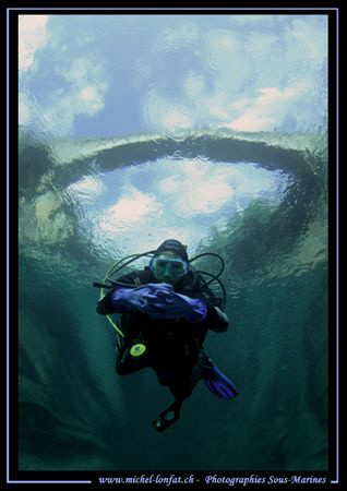 My wife, in the clear Freshwaters, and under the "Devil's... by Michel Lonfat 