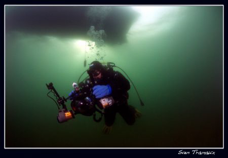 My friend Dany getting ready with his camera by Sven Tramaux 
