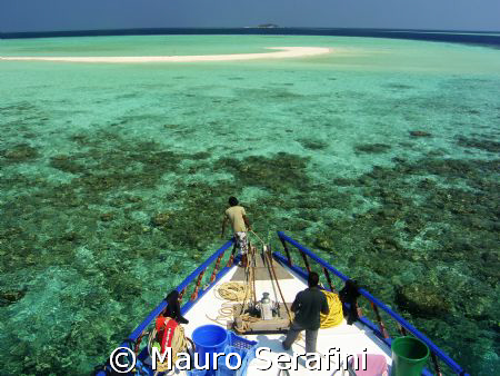 Incredible Maldives by Mauro Serafini 