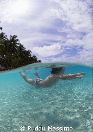 fesdhoo atoll ,maldives,nikon d2x 10,5 mm no strobes by Puddu Massimo 