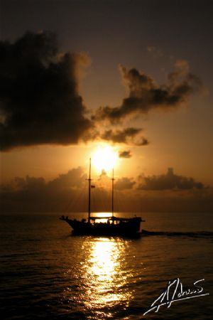another breathtaking sunset in Similan... by Adriano Trapani 