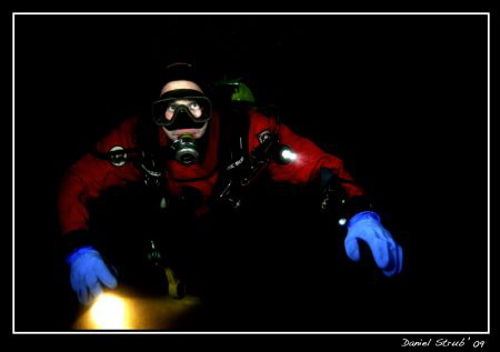 Dive-buddy Bount at the end of a dive on Zigounette :-)) by Daniel Strub 