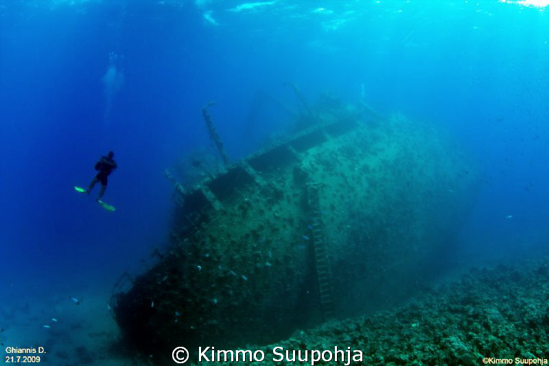 Diver at Ghiannis D. by Kimmo Suupohja 