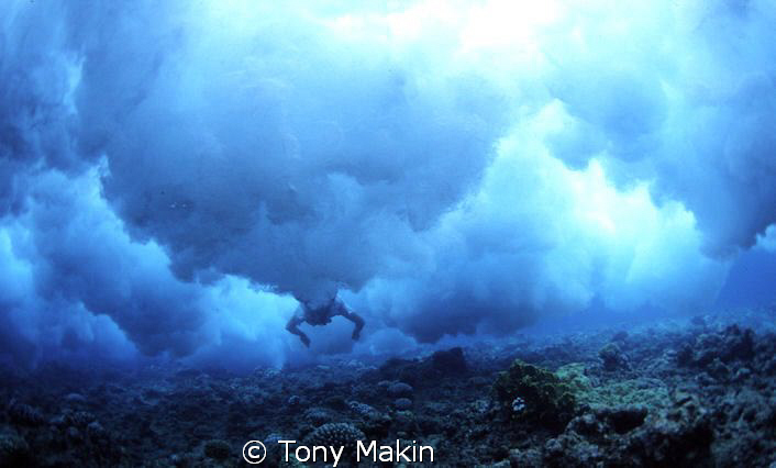 Body surfer being dumped by Tony Makin 