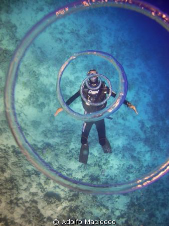 Super Gamal
The Best Bubble's rings maker! :-) by Adolfo Maciocco 