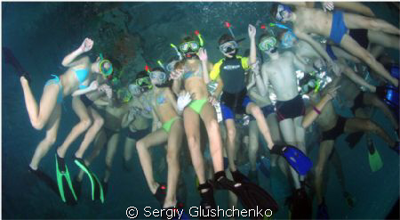 Traning in the swimming pool by Sergiy Glushchenko 