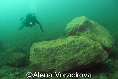 Austria (Europe) mountain lake - Gossau. Beautiful dive... by Alena Vorackova 