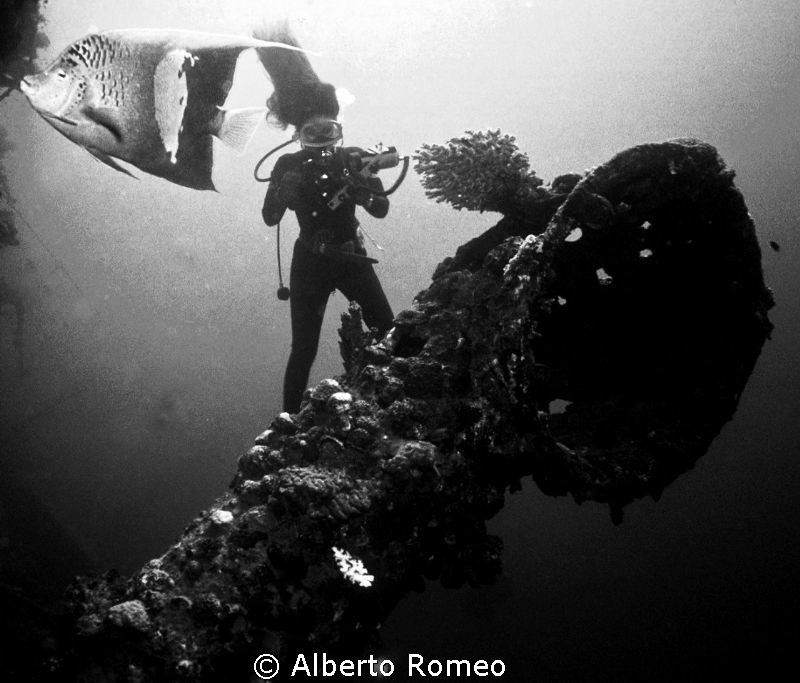 On the wreck of italian ship "Umbria"  autosunked in Red ... by Alberto Romeo 